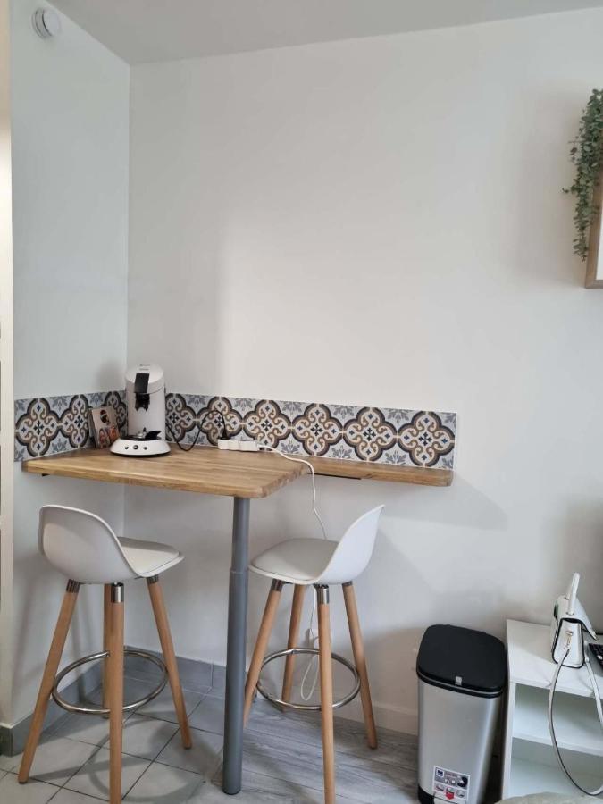 Petit Appartement Cosy Chaville Exterior foto